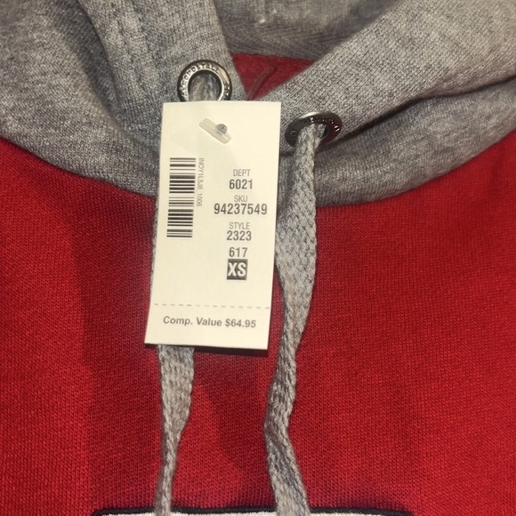 Aero Box Logo Colorblocked Pullover Hoodie. Cerise Red - Picture 3 of 5